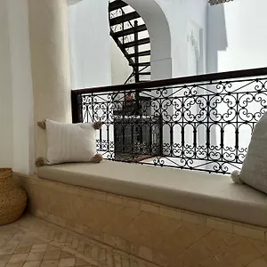 riad-le-manzil-beldi.marrakeshhotelsmorocco.com/